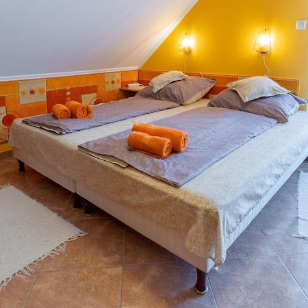 Harkány Gal Apartmanhaz מראה חיצוני תמונה