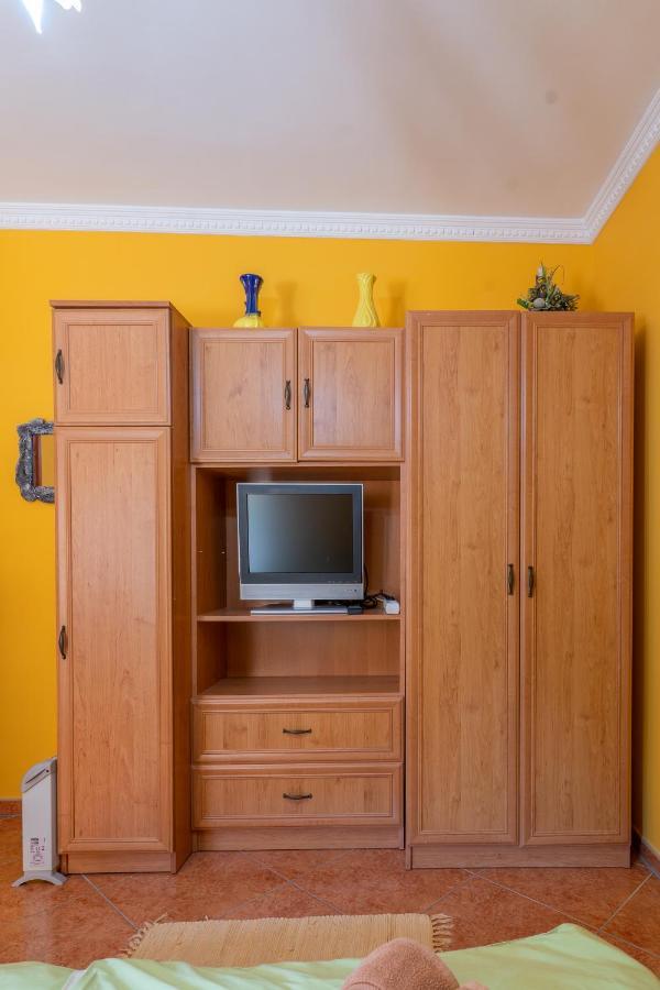 Harkány Gal Apartmanhaz מראה חיצוני תמונה
