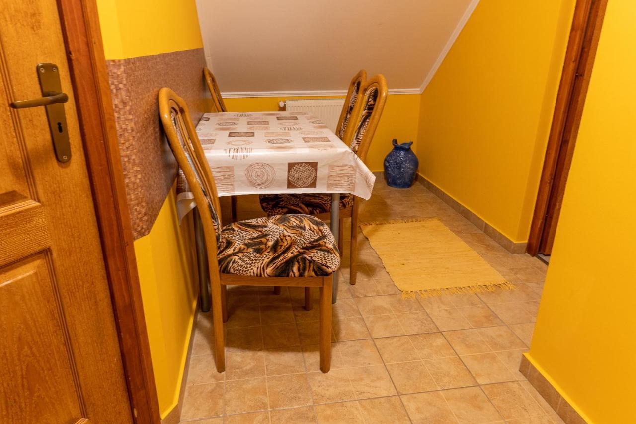 Harkány Gal Apartmanhaz מראה חיצוני תמונה