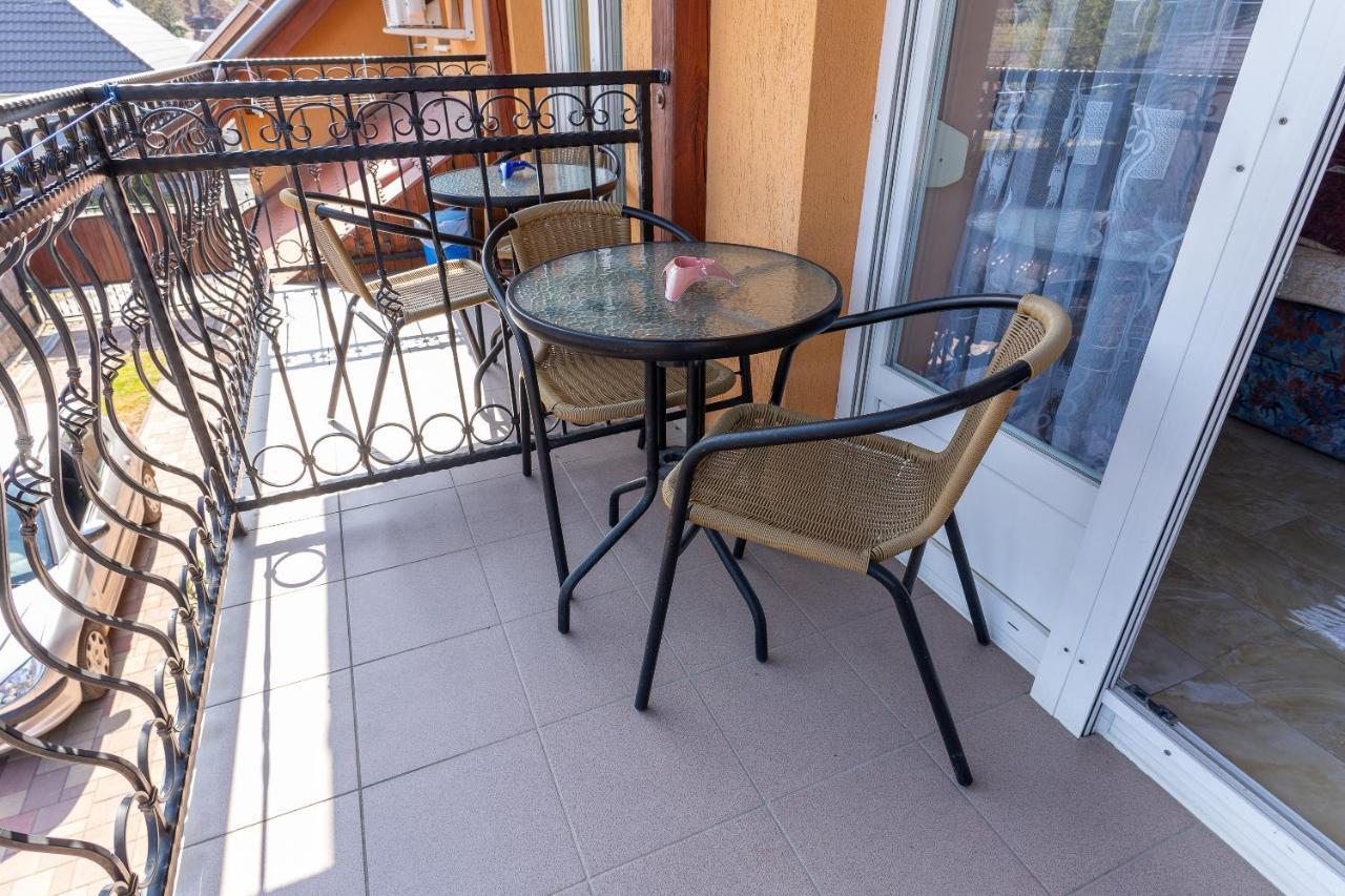 Harkány Gal Apartmanhaz מראה חיצוני תמונה