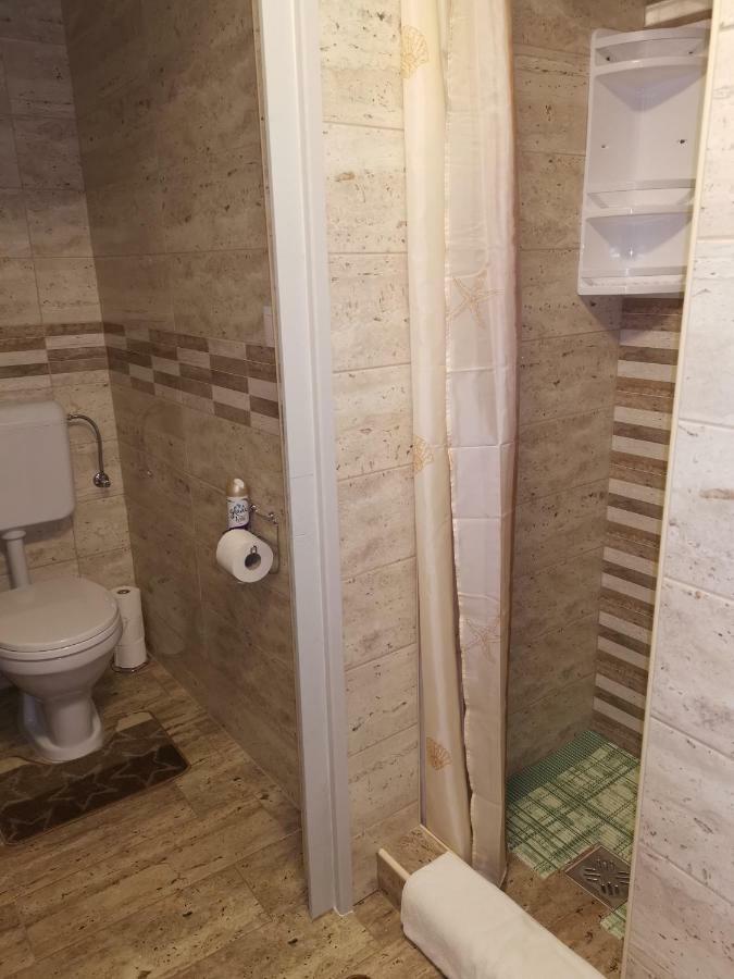 Harkány Gal Apartmanhaz מראה חיצוני תמונה