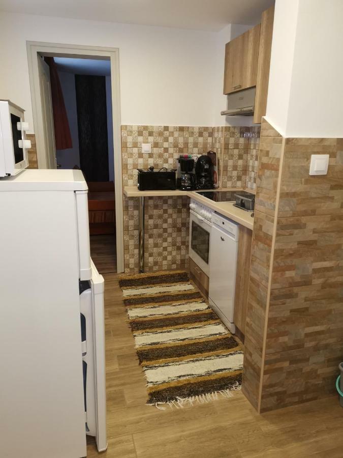 Harkány Gal Apartmanhaz מראה חיצוני תמונה