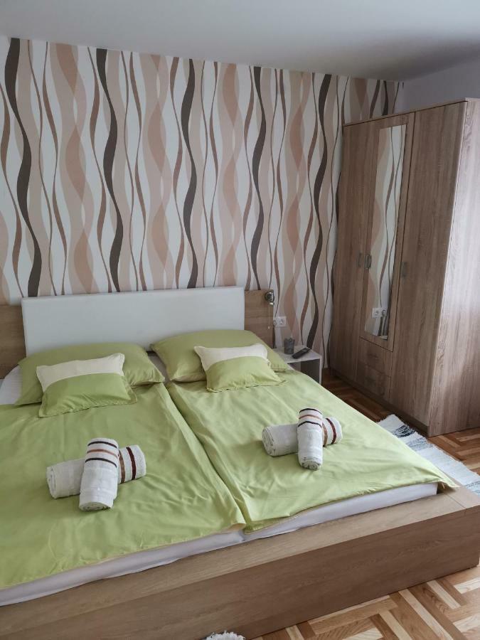 Harkány Gal Apartmanhaz מראה חיצוני תמונה