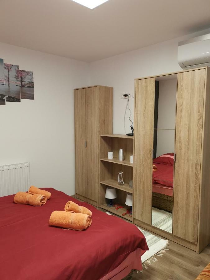 Harkány Gal Apartmanhaz מראה חיצוני תמונה